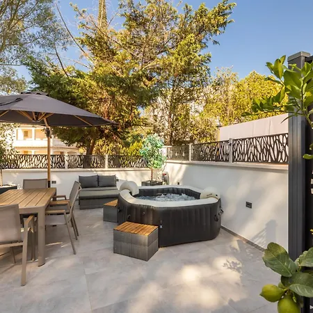 Διαμέρισμα Aurora *